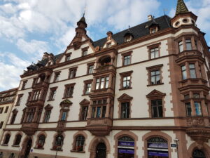 Alte Nikolaischule gegenüber der Nikolaikirche in Leipzig